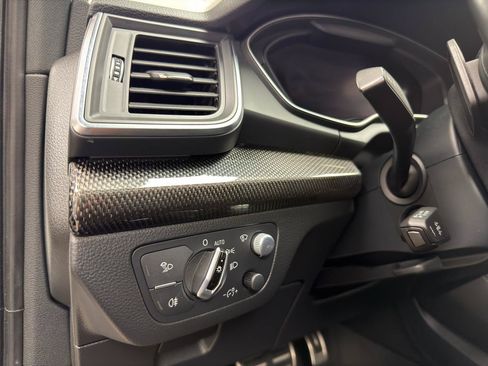Used 2018 Audi SQ5 Prestige AWD/4WD image 16