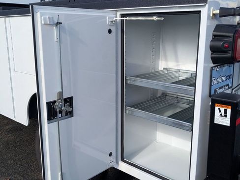 New 2026 Ford F550 4x4 Supercab Super Duty image 16