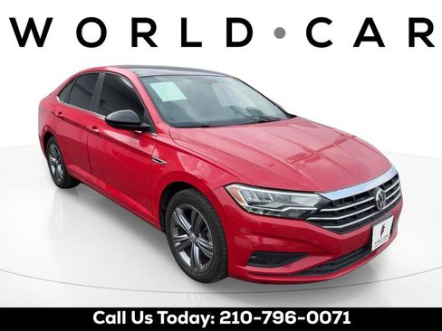 Used 2019 Volkswagen Jetta R-Line image 1