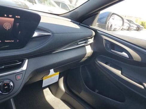 New 2026 Buick Envista Preferred w/ Convenience I Package FWD image 25