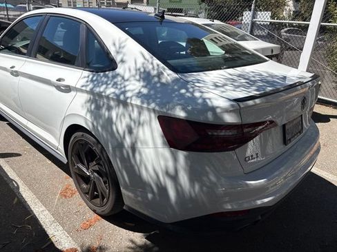 Certified 2023 Volkswagen Jetta GLI Autobahn w/ GLI Black Package FWD image 5