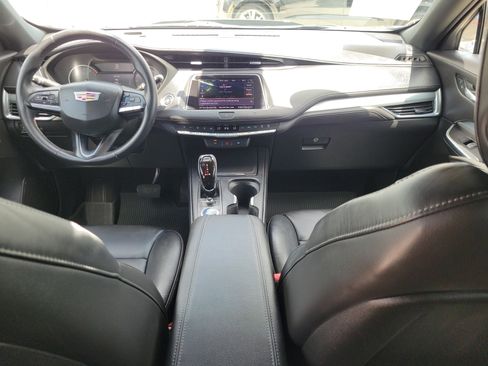 Used 2020 Cadillac XT4 Premium Luxury w/ Driver Awareness Package FWD image 11
