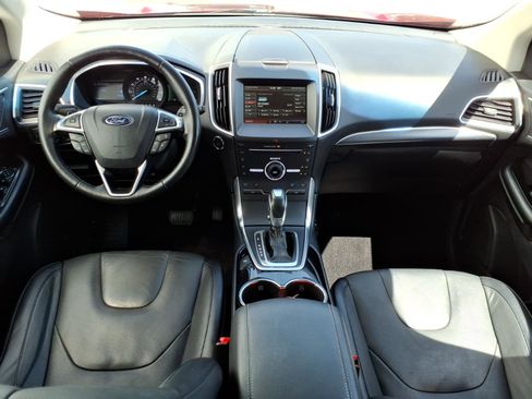 Used 2015 Ford Edge Titanium w/ Equipment Group 301A AWD/4WD image 10