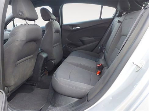 Used 2017 Chevrolet Cruze LT w/ Convenience Package image 13