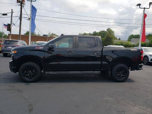 Used 2021 Chevrolet Silverado 1500 Custom Trail Boss AWD/4WD image 4