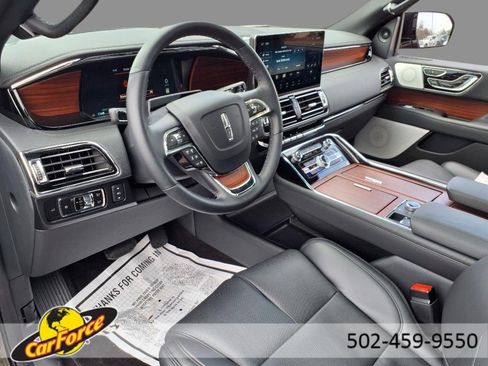 Used 2024 Lincoln Navigator L Reserve image 34