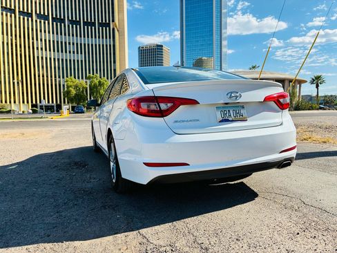 Used 2016 Hyundai Sonata SE FWD image 12