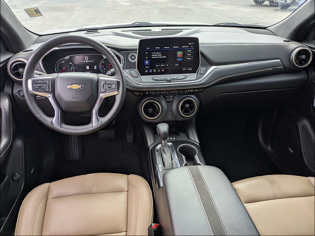 Used 2024 Chevrolet Blazer Premier w/ Driver Confidence II Package FWD image 18