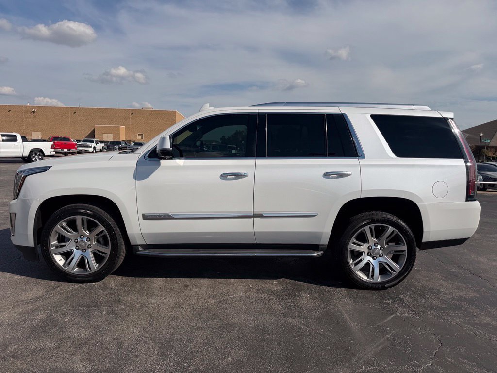 Used 2016 Cadillac Escalade Luxury RWD image 12