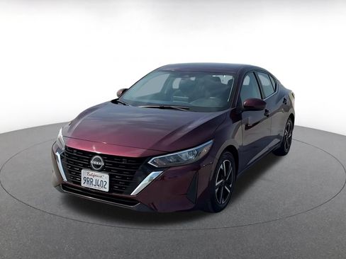 Used 2025 Nissan Sentra SV FWD image 7