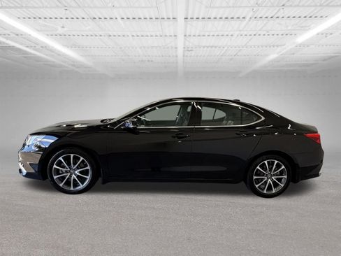 Used 2019 Acura TLX V6 FWD image 2
