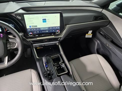 New 2026 Lexus TX 350 AWD image 15