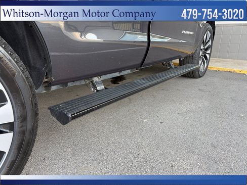 Used 2025 Ford Expedition Platinum w/ Driver's Package AWD/4WD image 10