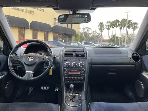 Used 2004 Lexus IS 300 image 5