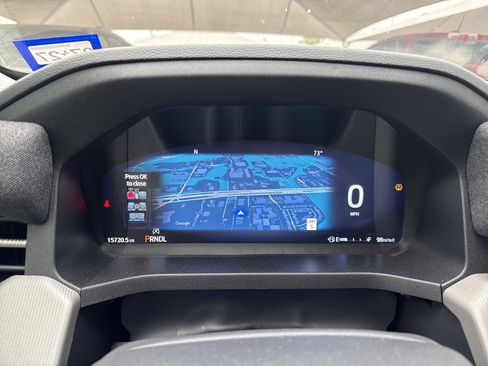 Used 2025 Ford Explorer Active w/ Active Comfort Package image 7