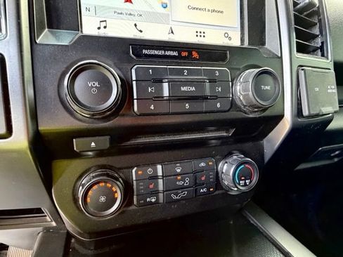 Used 2017 Ford F150 XLT w/ Equipment Group 302A Luxury AWD/4WD image 10