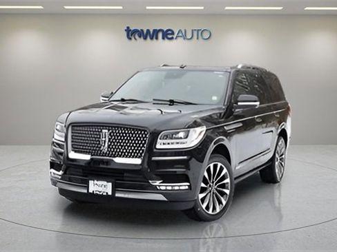 Used 2021 Lincoln Navigator Reserve image 9