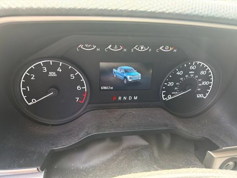 Certified 2021 Ford F150 XLT w/ Trailer Tow Package RWD image 4