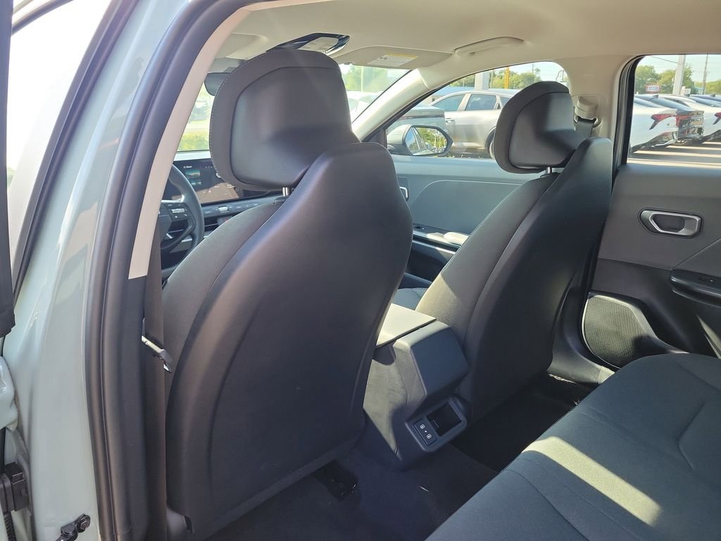 New 2026 Kia K4 FWD image 15
