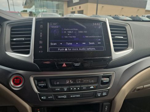 Used 2019 Honda Ridgeline RTL-T image 16