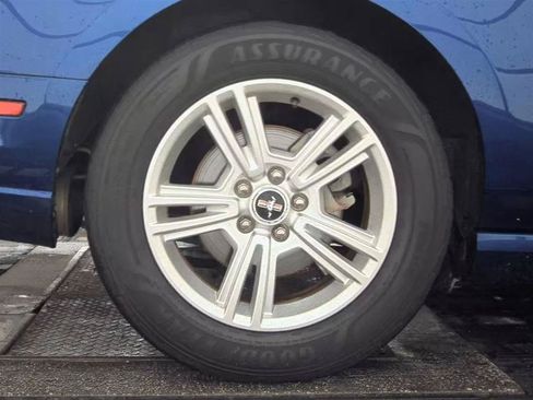 Used 2014 Ford Mustang Convertible w/ Equipment Group 102A RWD image 11