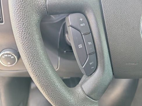 Used 2024 Chevrolet Express 2500 w/ Driver Convenience Package RWD image 19