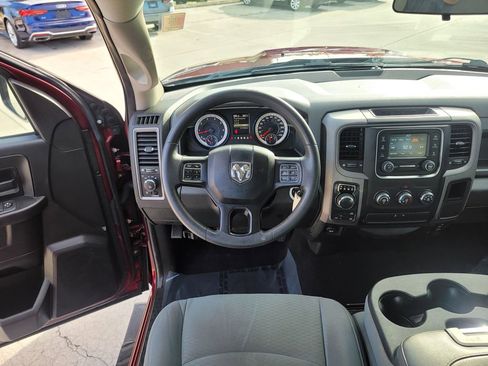Used 2019 RAM 1500 Express w/ Express Value Package AWD/4WD image 16
