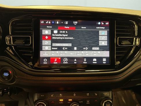 Used 2024 Dodge Durango GT AWD/4WD image 11