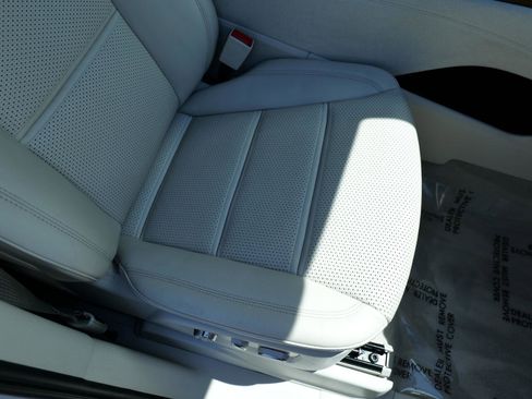 Used 2021 Cadillac Escalade Sport Platinum image 39