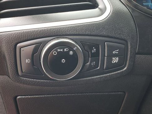 Used 2023 Ford Edge SEL w/ Convenience Package image 19