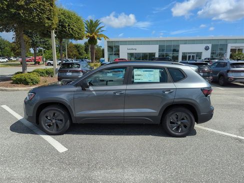 New 2025 Volkswagen Taos S image 9