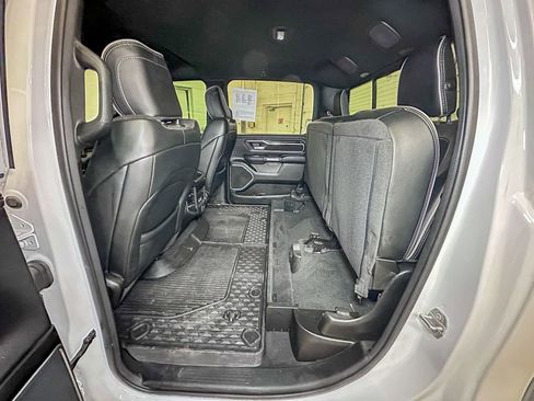 Used 2023 RAM 1500 Laramie AWD/4WD image 27