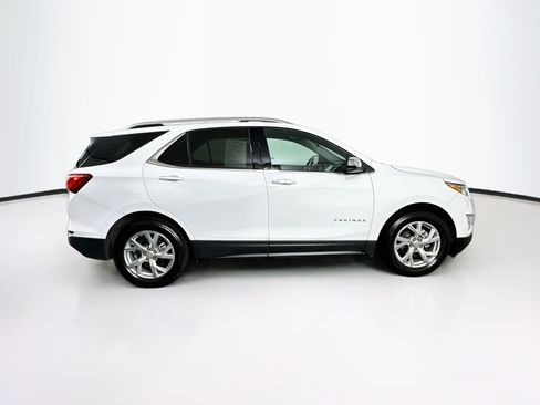 Used 2021 Chevrolet Equinox Premier AWD/4WD image 10