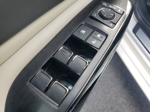 Used 2024 Lexus ES 350 w/ Premium Package image 20