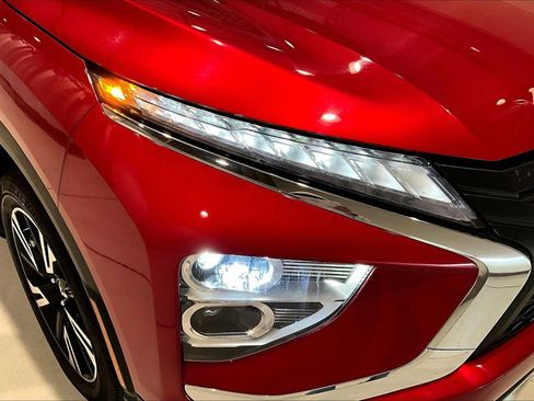 Used 2025 Mitsubishi Eclipse Cross SE image 31