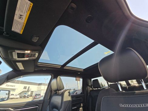 Used 2022 RAM 1500 Laramie w/ Sport Appearance Package image 25