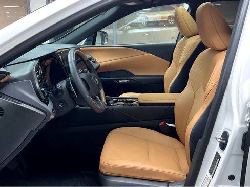 Certified 2026 Lexus RX 350h AWD/4WD image 9