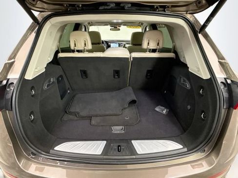 Used 2019 Buick Envision Essence FWD image 27