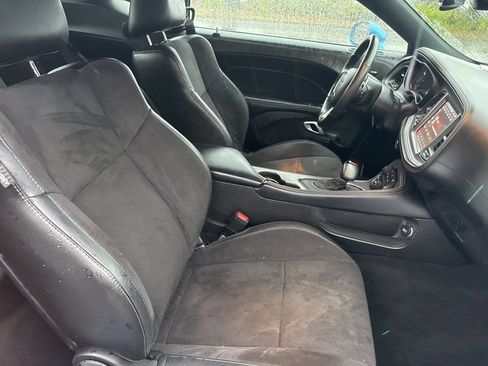 Used 2023 Dodge Challenger GT w/ Plus Package image 19