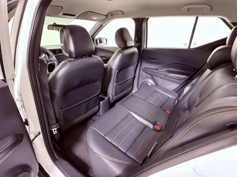 Used 2019 Nissan Kicks SR w/ SR Premium Package image 17