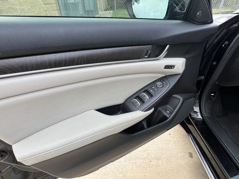 Used 2018 Honda Accord EX-L image 23