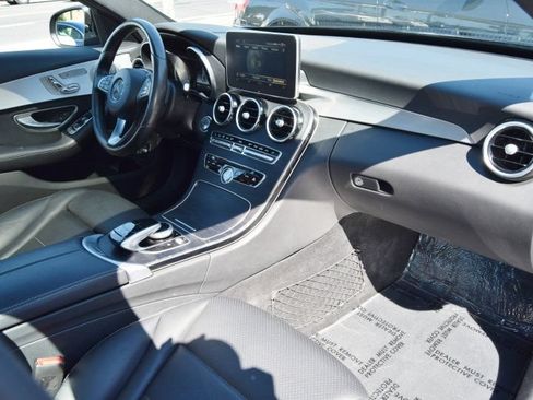 Used 2018 Mercedes-Benz C 300 4MATIC Sedan image 24