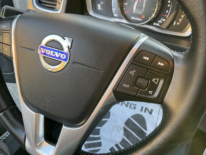 Used 2017 Volvo S60 T5 Dynamic w/ Vision Package AWD/4WD image 26