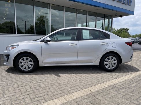 Used 2023 Kia Rio LX FWD image 2