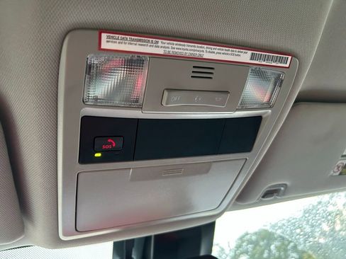 Used 2022 Toyota Tacoma SR5 w/ Technology Package image 29