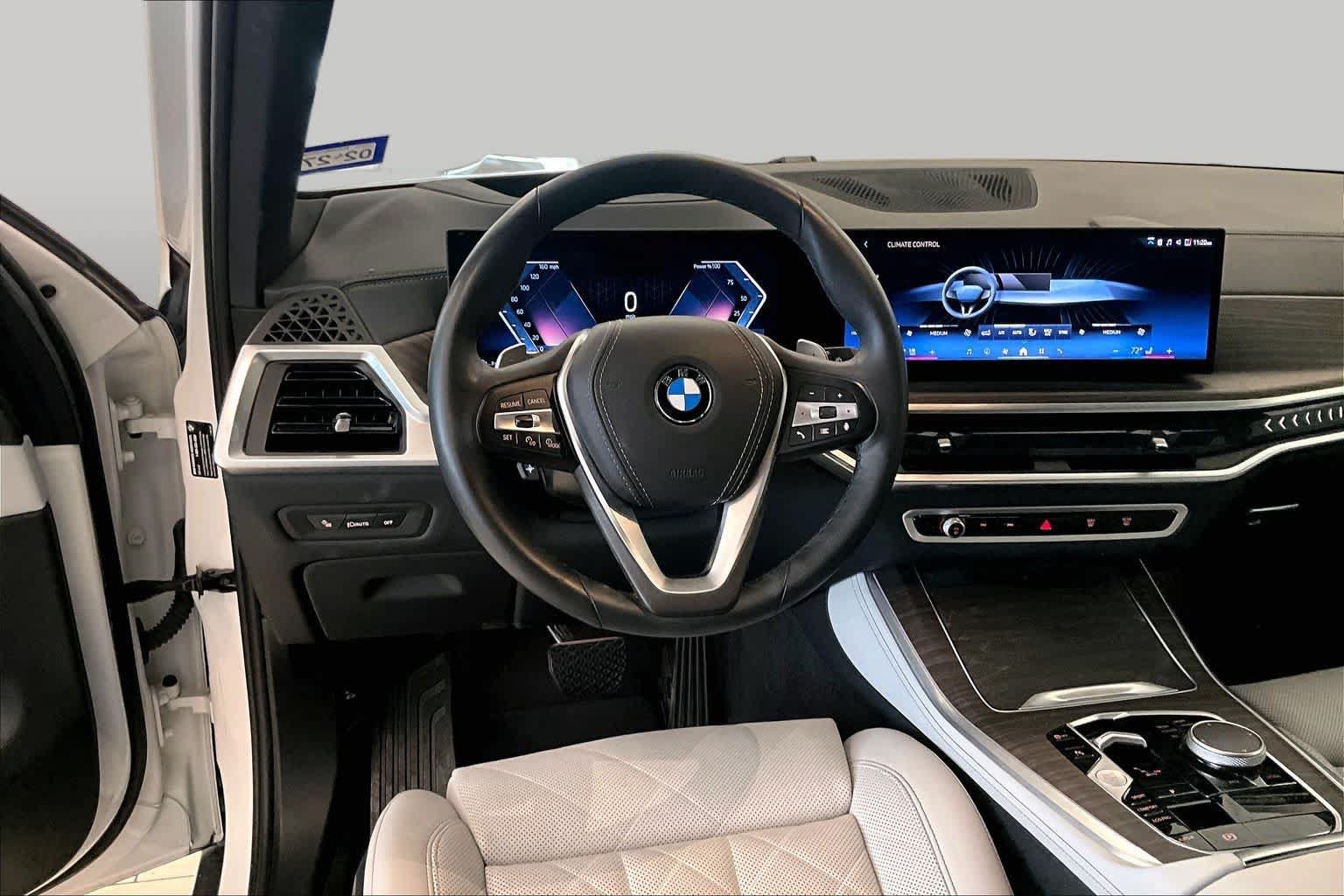 Used 2024 BMW X5 sDrive40i w/ Premium Package RWD image 16