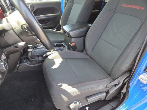 Used 2022 Jeep Wrangler Unlimited Rubicon AWD/4WD image 34
