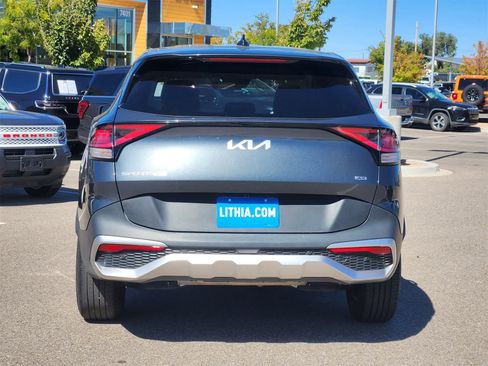 Used 2024 Kia Sportage LX image 6