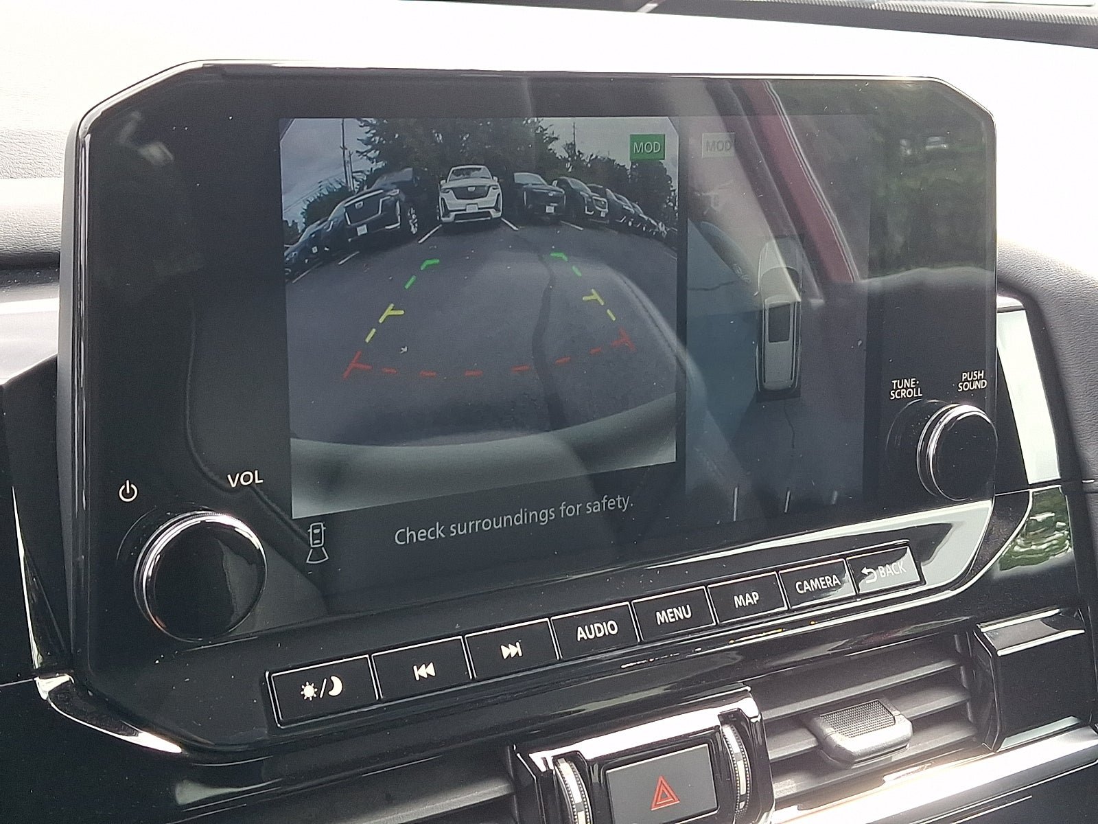 Used 2023 Nissan Pathfinder SL w/ Cargo Package AWD/4WD image 19