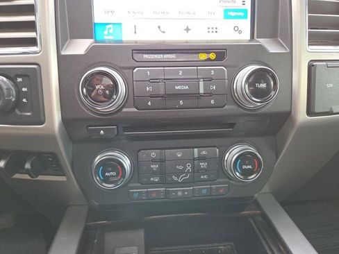 Used 2017 Ford F250 Platinum w/ Platinum Ultimate Package image 19